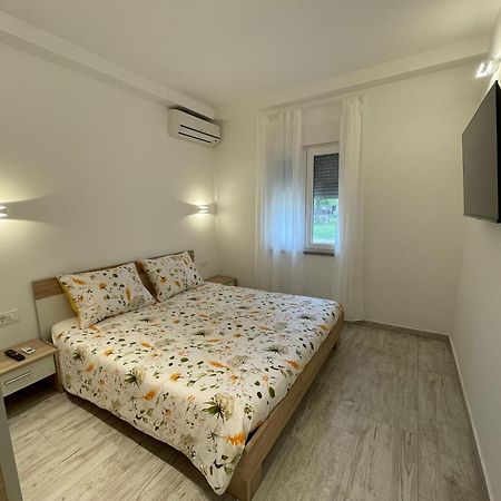 Apartments Demarin เมดูลิน ภายนอก รูปภาพ